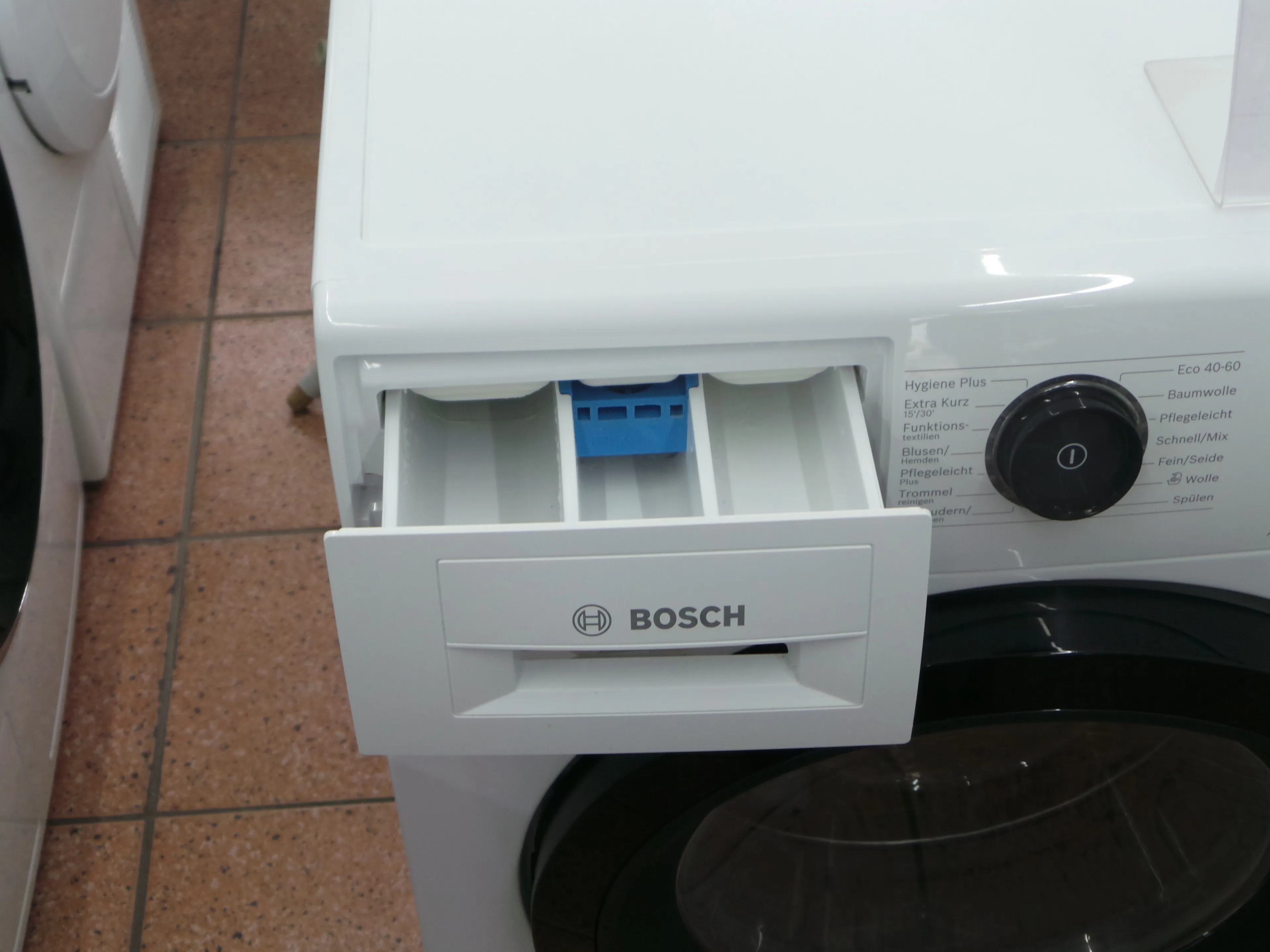 Bosch Serie 6 WAU28R02