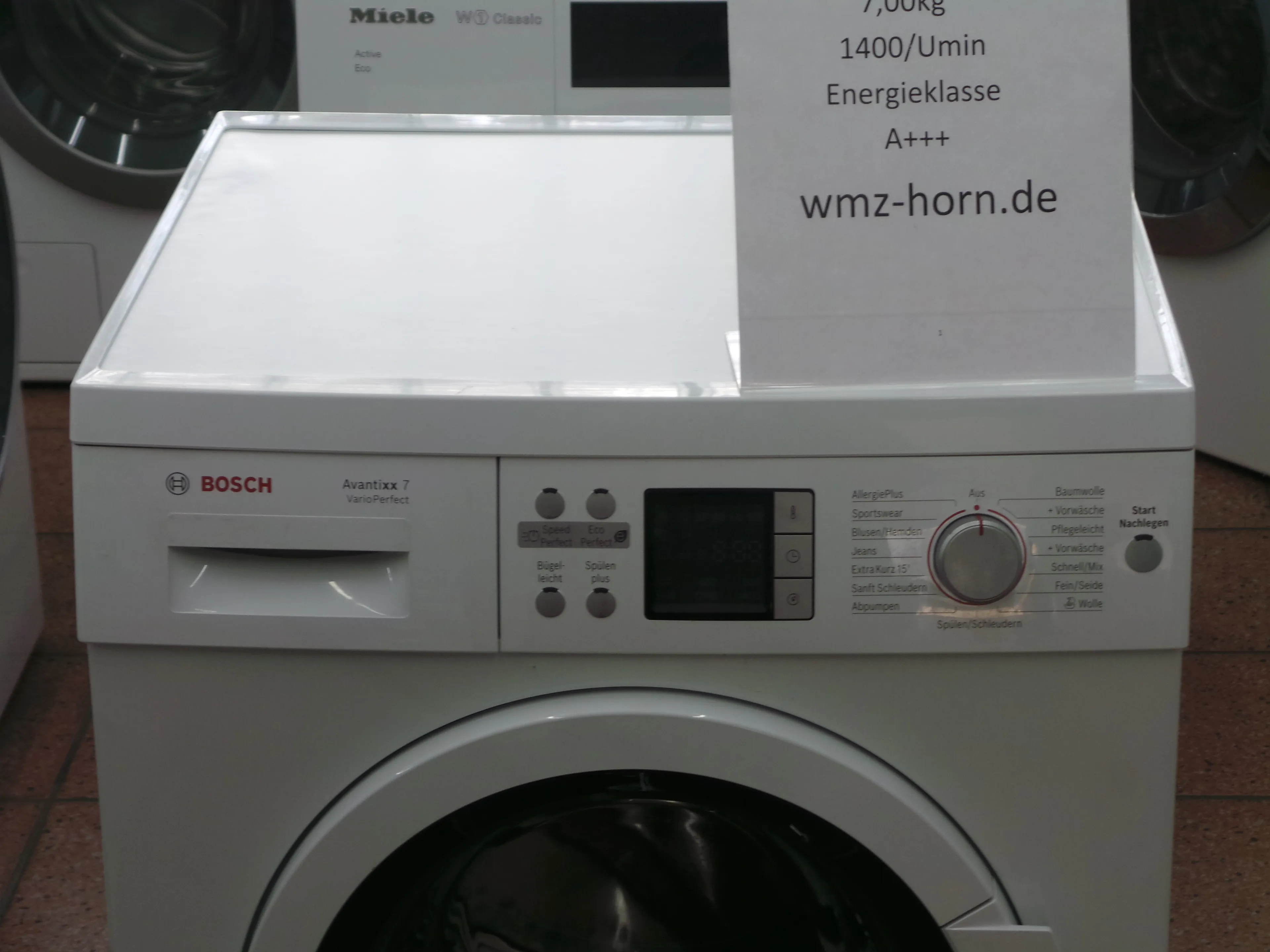 Bosch WAQ284G1