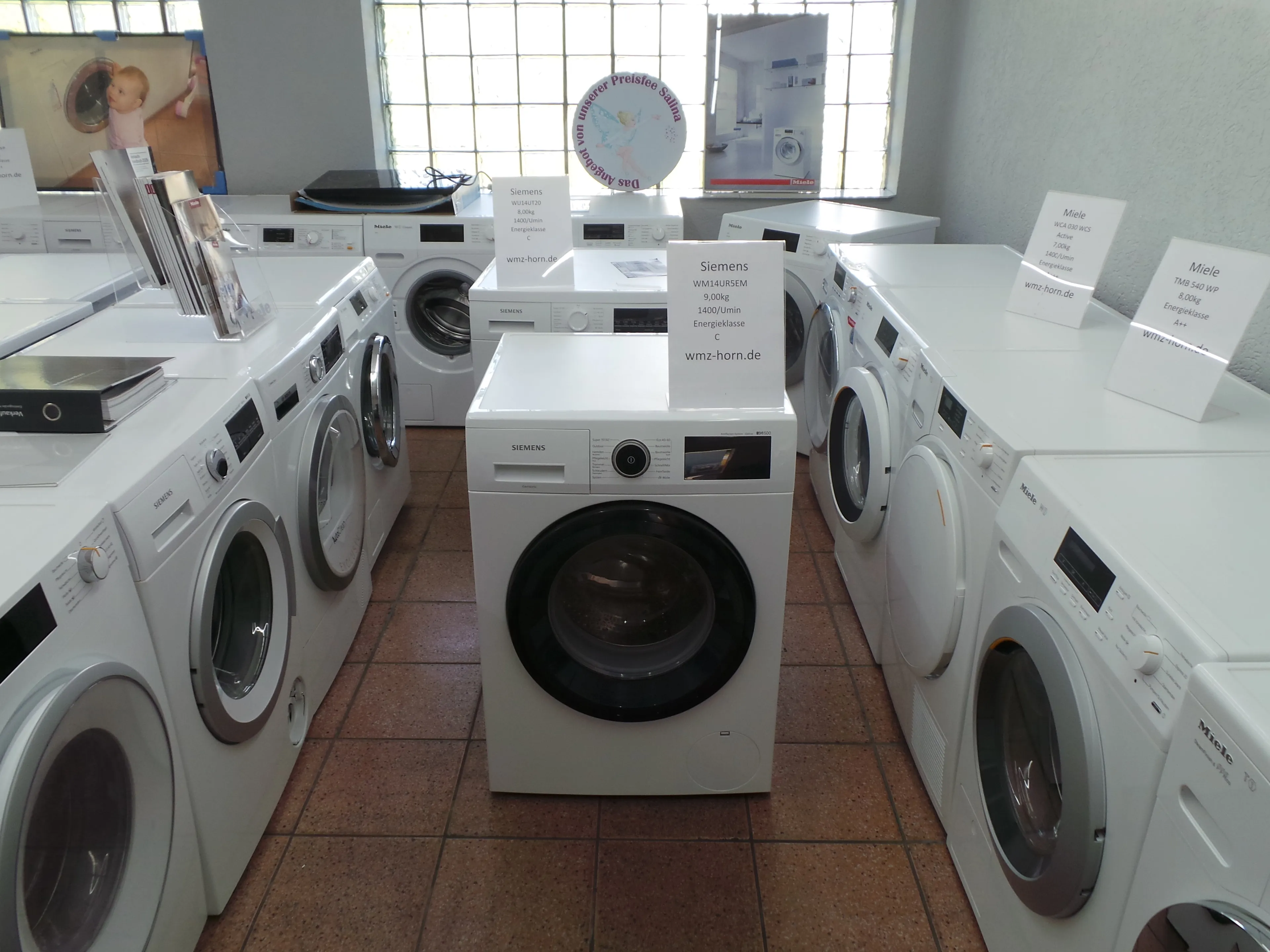 Siemens iQ500 WM14UR5EM